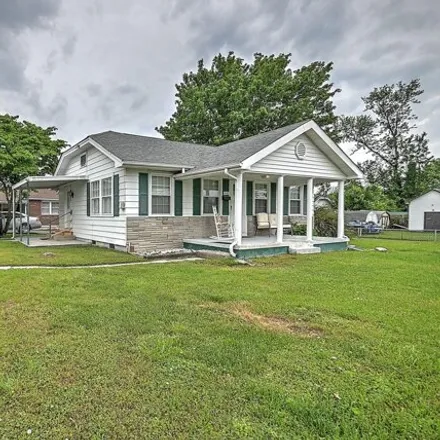 Buy this 2 bed house on 982 Federal Street in Borden Village, Kingsport