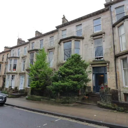 Buy this studio townhouse on 25 Huntly Gardens in Glasgow, G12 9AU