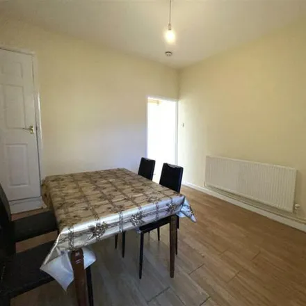 Image 4 - Cedar Road, Leicester, LE2 1FG, United Kingdom - Townhouse for rent