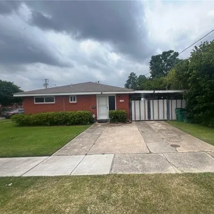 Rent this 2 bed house on 1102 North Arnoult Road in Metairie Terrace, Metairie