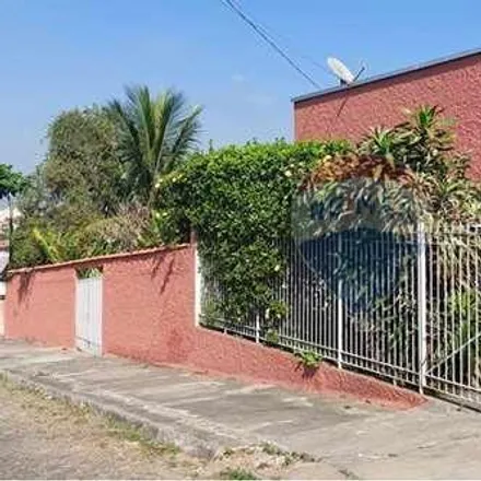 Buy this 4 bed house on Rua Tenente Alfredo P. de Carvalho in Jardim São José, Cruzeiro - SP