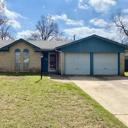 Rent this 3 bed house on 2624 San Rafael Drive in Arlington, TX 76013