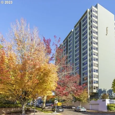 Buy this 2 bed condo on The Fontaine in Northeast 17th Avenue, Portland