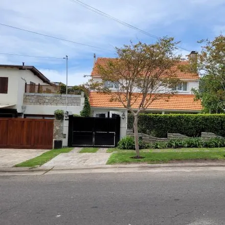 Rent this 3 bed house on General Paunero 3624 in Playa Grande, 7900 Mar del Plata