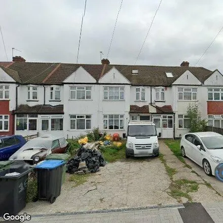 Rent this 4 bed townhouse on The Grange in London, HA0 1SP