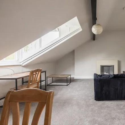 Image 2 - Bronte Guest House, Grosvenor Terrace, York, YO30 7AG, United Kingdom - Apartment for rent