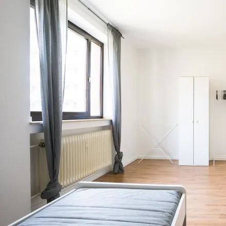 Image 4 - Kölner Landstraße 360, 40589 Dusseldorf, Germany - Room for rent