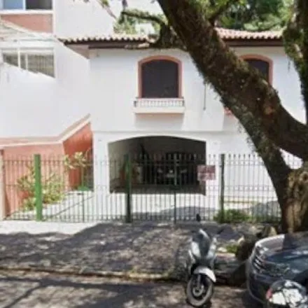 Rent this 4 bed house on Rua Natingui 817 in Vila Beatriz, São Paulo - SP