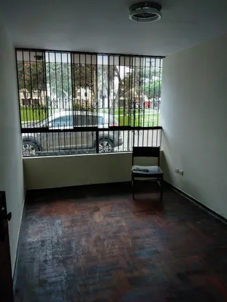 Rent this 5 bed house on Institución educativa inicial Mi Medalla Milagrosa in Jirón las Esmeraldas, Urbanización Santa Ines