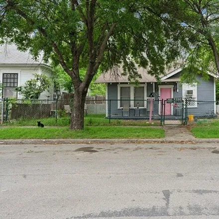 Buy this 3 bed house on 1638 West Houston Street in San Antonio, TX 78207