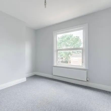Rent this 4 bed apartment on Laurel Grove in London, SE20 8QN
