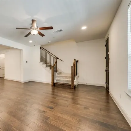 Image 2 - 7427 Alton Drive, McKinney, TX 75070, USA - Townhouse for rent