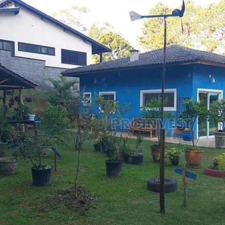 Buy this 3 bed house on Rua Alamanda in Jardim Santa Paula, Região Geográfica Intermediária de São Paulo - SP