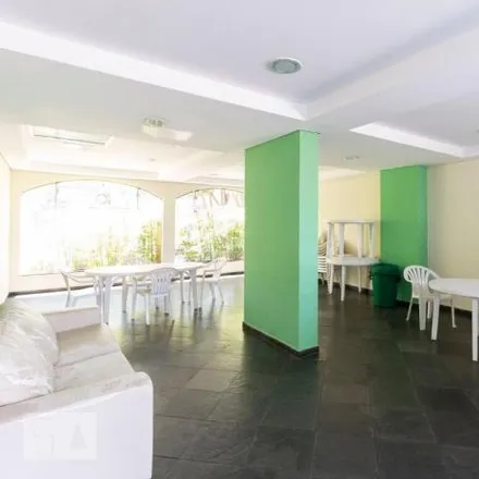 Rent this 3 bed apartment on Avenida Paes de Barros 2112 in Parque da Mooca, São Paulo - SP