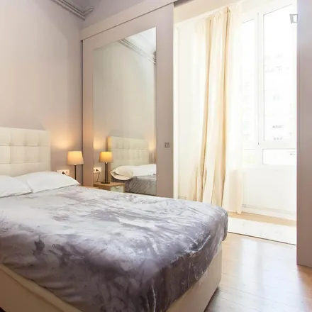 Rent this 1 bed apartment on Carrer de Villarroel in 31, 08001 Barcelona