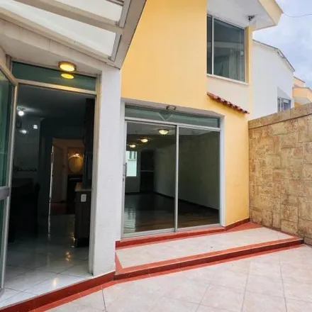 Image 2 - Colegio Adventista Ciudad de Quito, Santa Lucia, 170303, Quito, Ecuador - House for sale