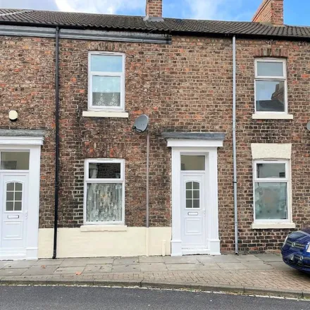 Rent this 1 bed townhouse on Norfolk Street in Stockton-on-Tees, TS18 4AP