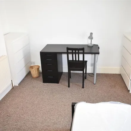 Image 7 - Beatrice Road, Portsmouth, PO4 0JW, United Kingdom - Apartment for rent