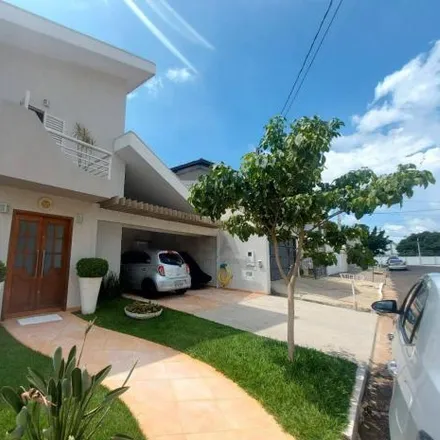 Buy this 4 bed house on Rua José Bertin in Jardim Iolanda, Botucatu - SP