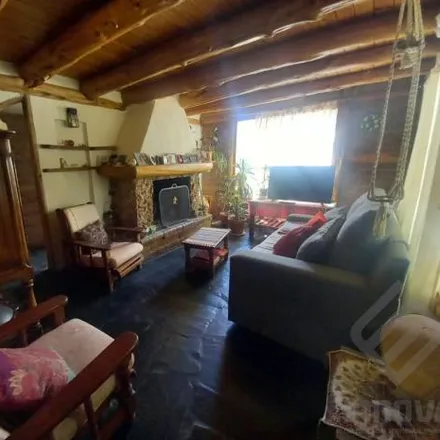 Buy this 3 bed house on Chingolos in Pájaro Azul, 8400 San Carlos de Bariloche