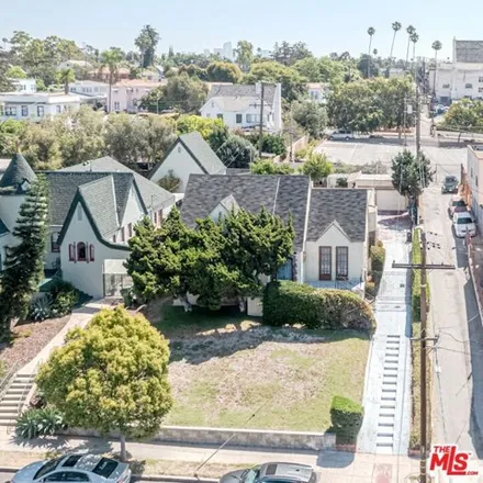 Image 1 - 2558 13th Avenue, Los Angeles, CA 90018, USA - House for sale