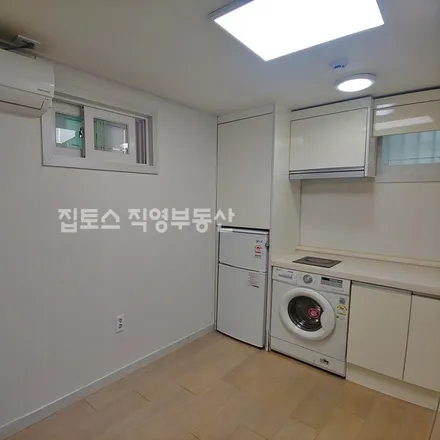 Rent this studio apartment on 서울특별시 강북구 수유동 194-3