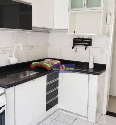 Rent this 2 bed apartment on G3 Comércio de Peças in Avenida Humberto de Alencar Castelo Branco 4210, Assunção