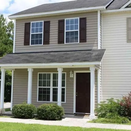Rent this 2 bed house on 315 Hunting Green Drive in Deerfield, Onslow County