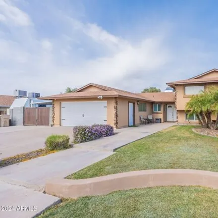 Buy this 7 bed house on 5752 W Monte Cristo Ave in Glendale, Arizona