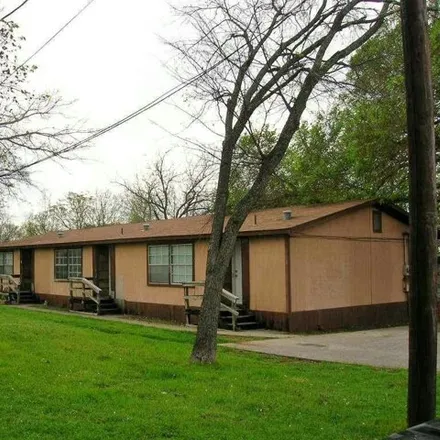 Rent this 1 bed house on 265 East Elm Street in Burnet, TX 78611