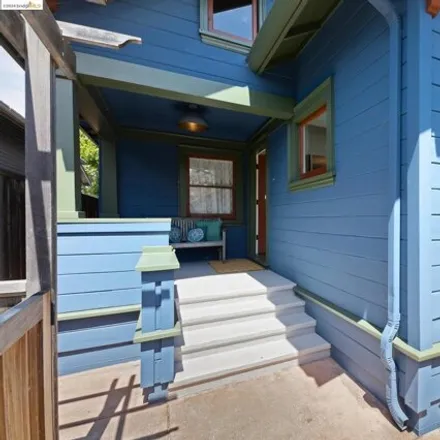 Image 2 - 1227 Channing Way, Berkeley, CA 94702, USA - House for sale