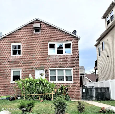 Buy this 2 bed duplex on 375 Castleton Avenue in New York, NY 10301