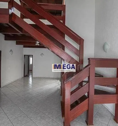 Buy this 3 bed house on Rua Reinaldo Lubenstain in Jardim Chapadão, Campinas - SP