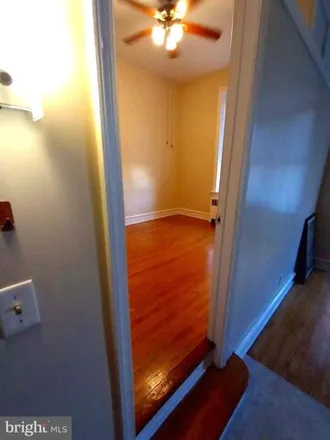 Image 4 - 429 West Woodlawn Street, Philadelphia, PA 19144, USA - Townhouse for rent