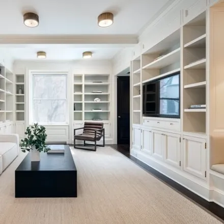 Image 6 - 1010 5th Avenue, New York, NY 10028, USA - Townhouse for sale
