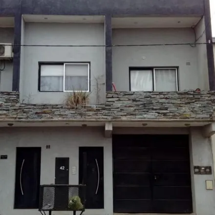Rent this 2 bed house on Calle 33 in Partido de La Plata, B1900 CHM La Plata