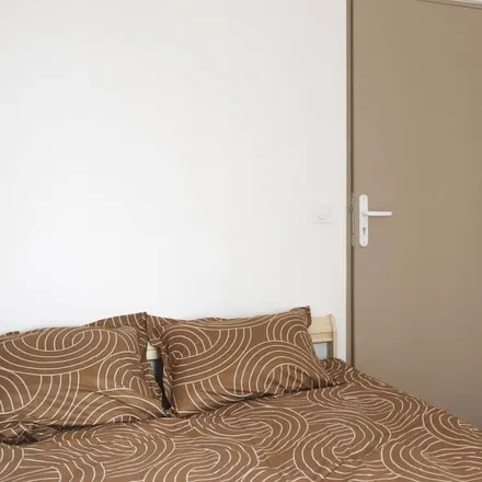 Image 9 - 75019 Paris, France - Apartment for rent