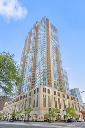 Image 1 - The Pinnacle, 21 East Huron Street, Chicago, IL 60611, USA - Condo for sale