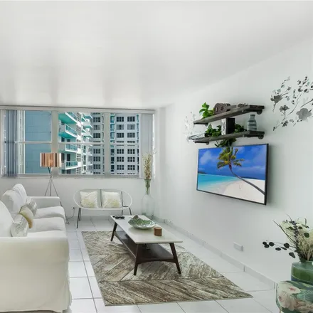 Image 6 - Crystal House Condominiums, 5055 Collins Avenue, Miami Beach, FL 33140, USA - Condo for rent