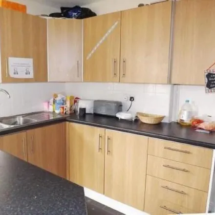 Rent this 5 bed room on 34 Teignmouth Road in Stirchley, B29 7AZ