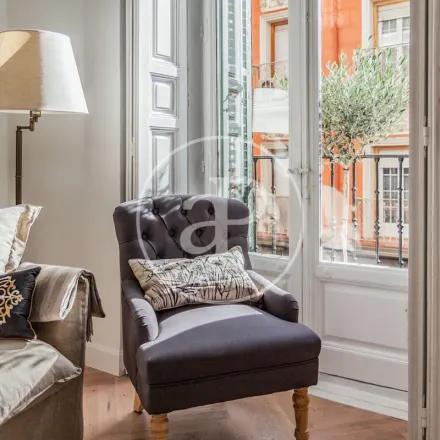 Image 9 - Calle de Pelayo, 50, 28004 Madrid, Spain - Apartment for rent