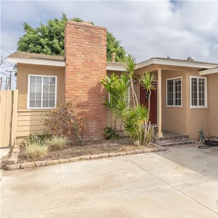 Rent this 3 bed house on 2655 Cerritos Avenue in Anaheim, CA 92804