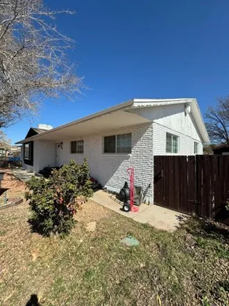 Image 5 - South 600 West, Hurricane, UT 84745, USA - House for sale