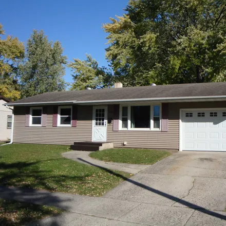 Buy this 3 bed house on 1804 11th Avenue in Belvidere, IL 61008