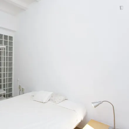 Image 2 - Carrer del Bonsuccés, 9, 08001 Barcelona, Spain - Apartment for rent