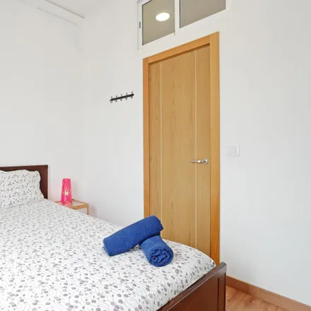 Rent this 3 bed room on Carrer de Ferlandina in 39, 08001 Barcelona
