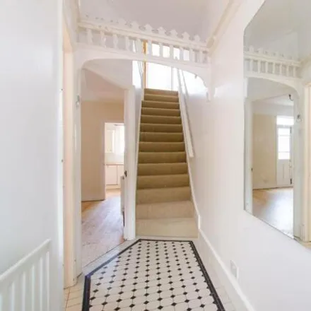 Image 5 - Brudenell Road, London, SW17 8DD, United Kingdom - House for rent