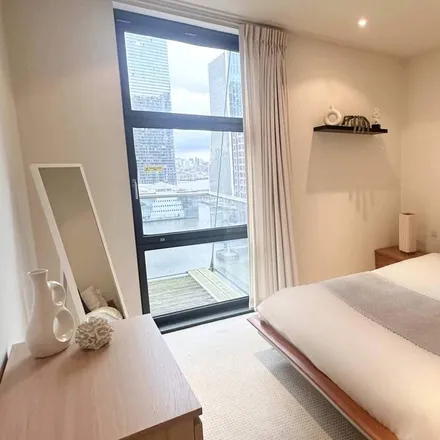 Rent this 1 bed apartment on London in E14 9LT, United Kingdom