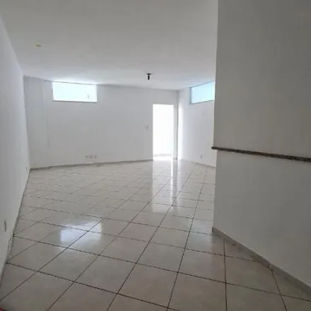 Rent this 3 bed apartment on Rua Capitão Rafael in Manhuaçu - MG, 36900-350