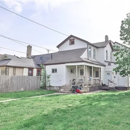 Image 5 - 379 Hart Street, Dayton, OH 45404, USA - House for sale